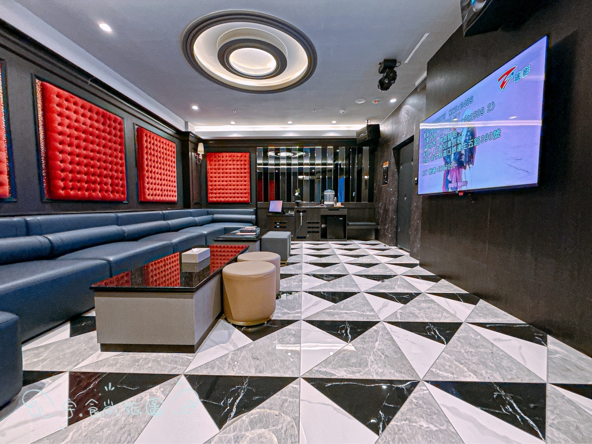 🌟新竹住宿|艾薇兒車旅宿 I WILL MOTEL|2025新竹湖口新開幕✨房內KTV+大浴缸超享受🎤泡湯唱歌一次滿足的高質感旅宿推薦💖 - 第11張圖