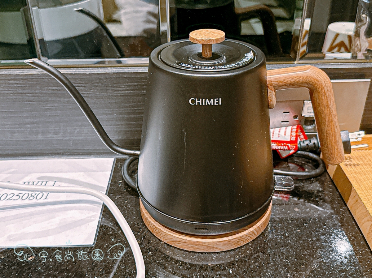 🌟新竹住宿|艾薇兒車旅宿 I WILL MOTEL|2025新竹湖口新開幕✨房內KTV+大浴缸超享受🎤泡湯唱歌一次滿足的高質感旅宿推薦💖 - 第27張圖