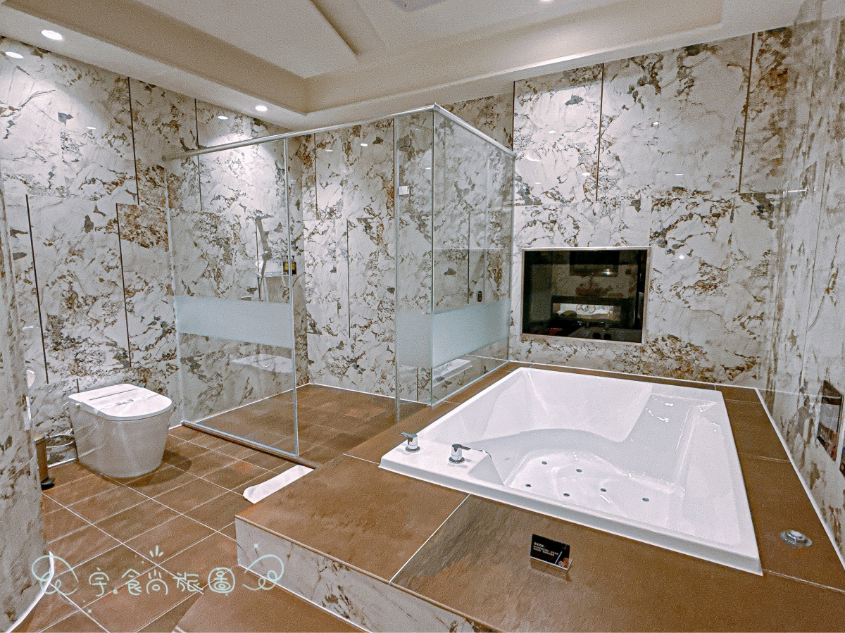 🌟新竹住宿|艾薇兒車旅宿 I WILL MOTEL|2025新竹湖口新開幕✨房內KTV+大浴缸超享受🎤泡湯唱歌一次滿足的高質感旅宿推薦💖 - 第20張圖