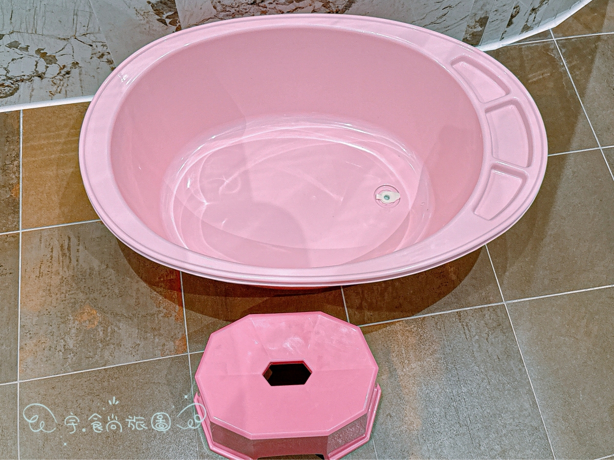 🌟新竹住宿|艾薇兒車旅宿 I WILL MOTEL|2025新竹湖口新開幕✨房內KTV+大浴缸超享受🎤泡湯唱歌一次滿足的高質感旅宿推薦💖 - 第21張圖