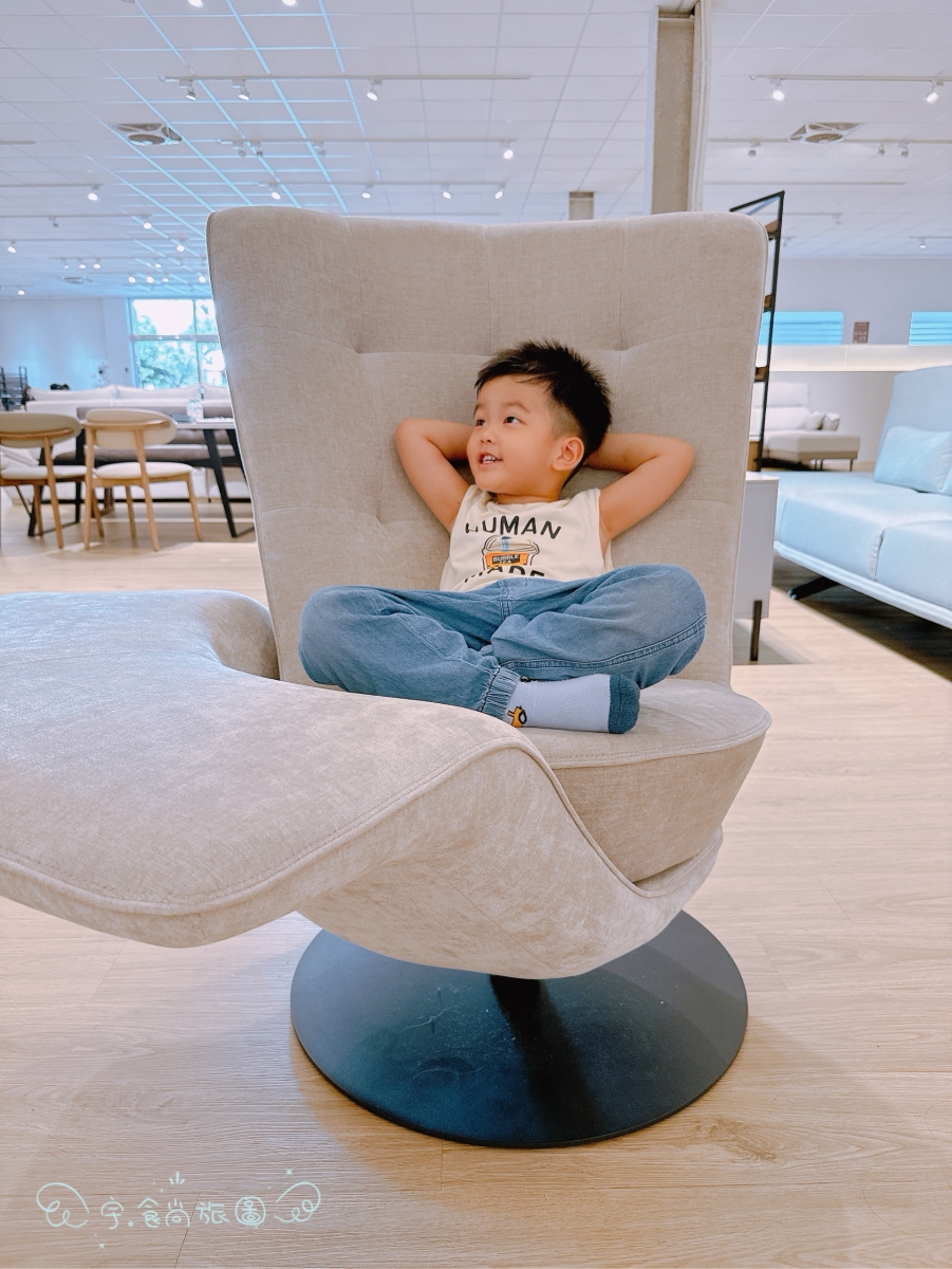 💎台南沙發推薦｜所丘家居Soch Furniture永康旗艦店｜職人級手作沙發×貓抓布×可客製設計✨親子家庭最愛的質感家具品牌🌿