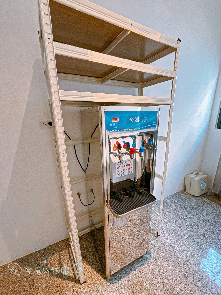 彰化住宿|華宿彰濱快捷商旅|2025年8月新開幕的工業風旅宿,位於線西・彰濱工業區旁,親子與商旅皆宜 - 第12張圖