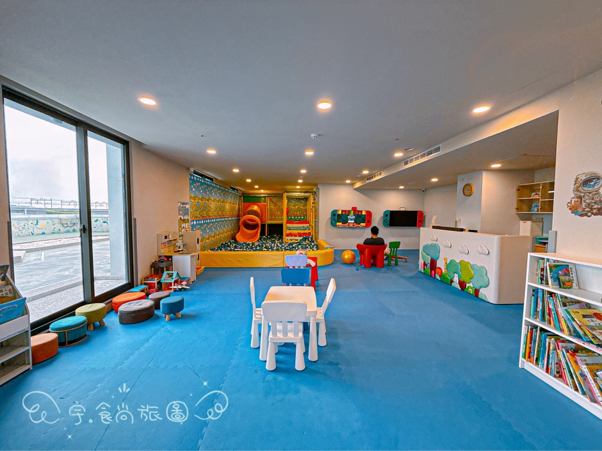 🌸彰化住宿|馥御花園酒店 Floramos Hotel|2024新開幕親子飯店×花現烤鴨套餐×宵夜新亮點✨高鐵對面超推薦親子住宿首選! - 第18張圖 🌸彰化住宿|馥御花園酒店 Floramos Hotel|2024新開幕親子飯店×花現烤鴨套餐×宵夜新亮點✨高鐵對面超推薦親子住宿首選!