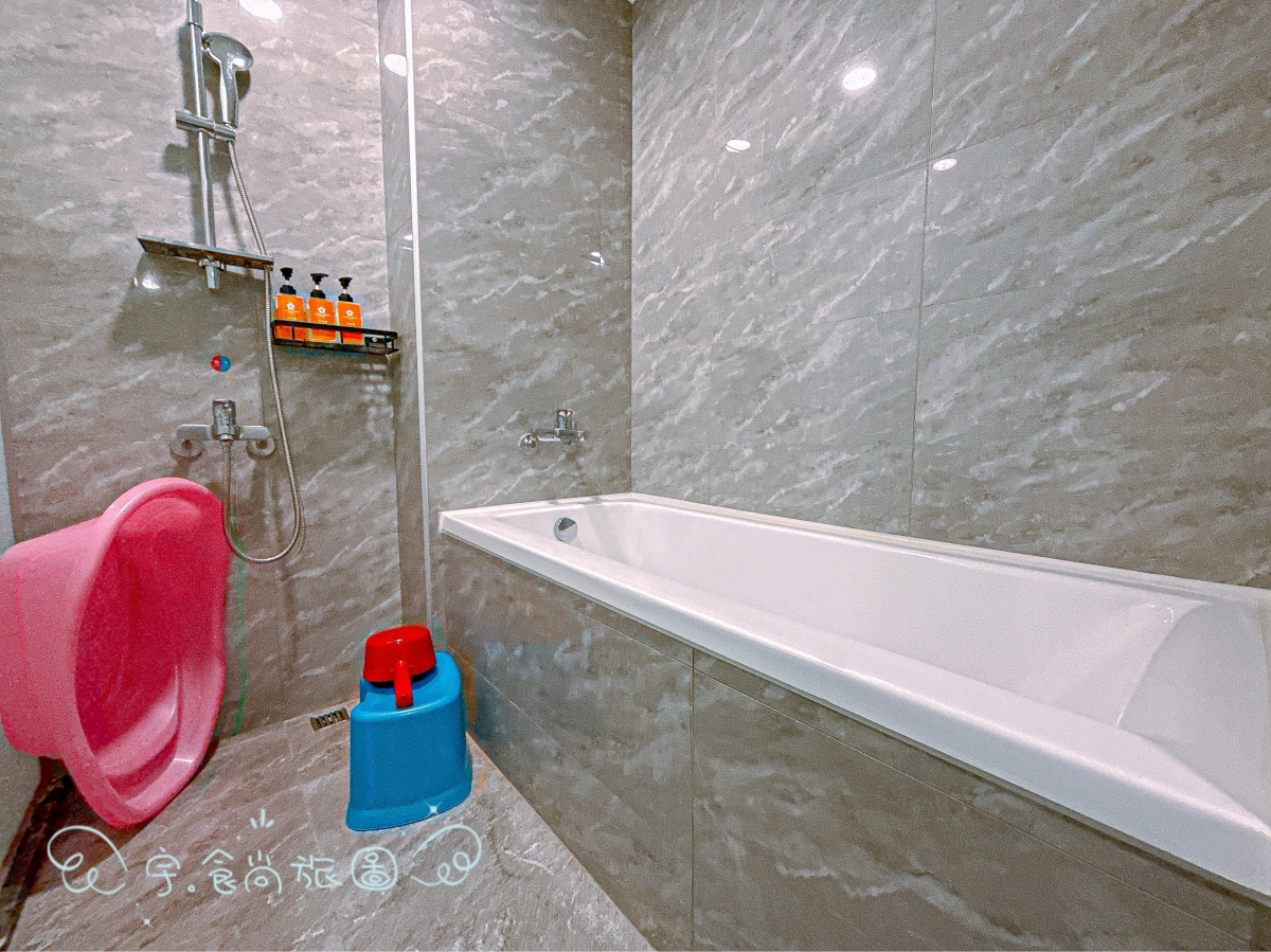 🌸彰化住宿|馥御花園酒店 Floramos Hotel|2024新開幕親子飯店×花現烤鴨套餐×宵夜新亮點✨高鐵對面超推薦親子住宿首選! - 第40張圖 🌸彰化住宿|馥御花園酒店 Floramos Hotel|2024新開幕親子飯店×花現烤鴨套餐×宵夜新亮點✨高鐵對面超推薦親子住宿首選!