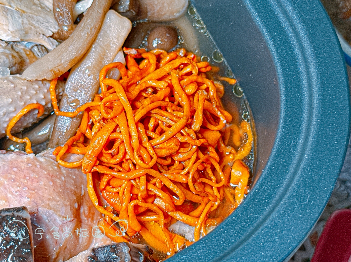 宅配美食｜菇神｜🍄【在家就能喝到山林級補湯】職人級菌菇料理開箱✨忙碌家庭的養生首選